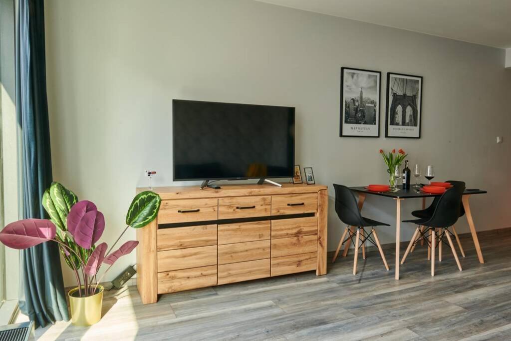 Easy Rent Apartments - Crystal Lublin Eksteriør billede